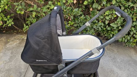 Uppababy Vista Bassinet ONLY