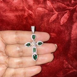 Pendant Green Moissanite  Cross 