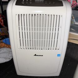 Amana 70-Pint Energy Star Electronic  Dehumidifier 