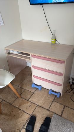 Desk