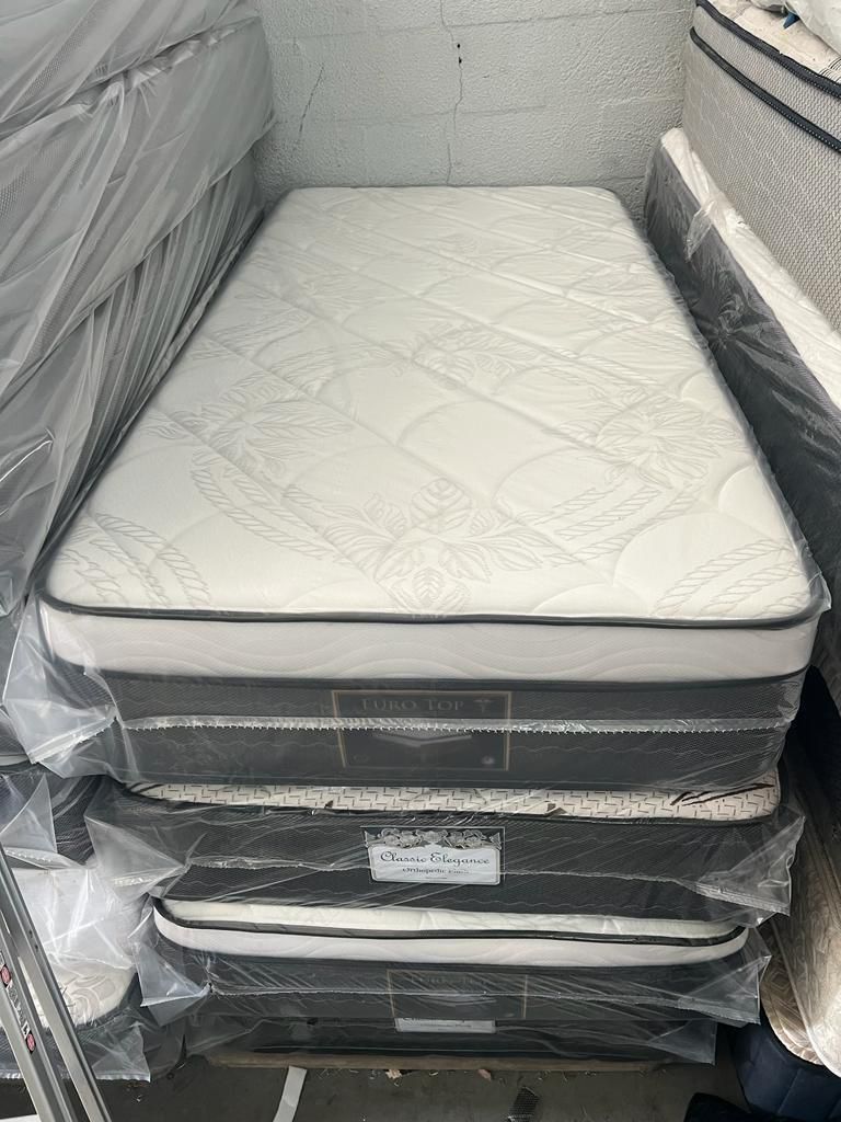 New Mattress Twin Size Pillow Top And Box 2pcs // 🚚🚚🚚