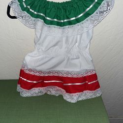 Girl's Folklorico Dress & blouse