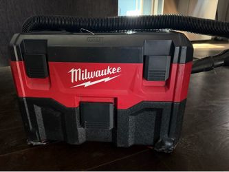 Milwaukee car vacuum