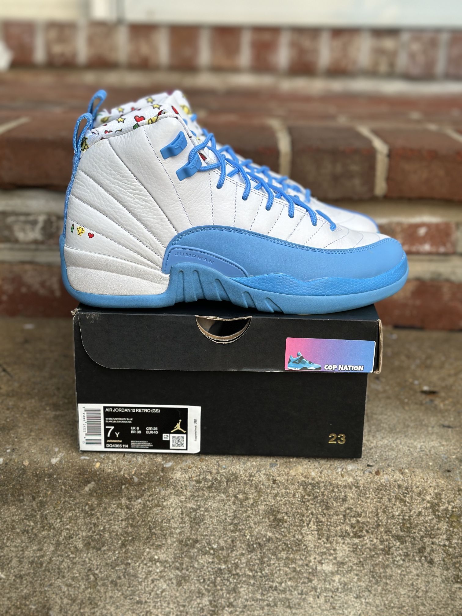 Nike Air Jordan 12 GS Retro Emoji 7Y