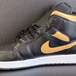 Nike Air Jordan 1 Mid Black Metallic Gold Men's Size 17 New No Box DQ8426-071