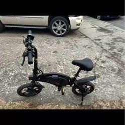 Electric bike brand new slightly used $200 
