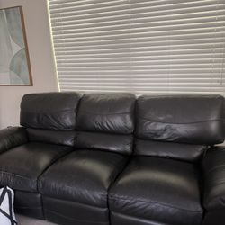 Black Leather Couch 