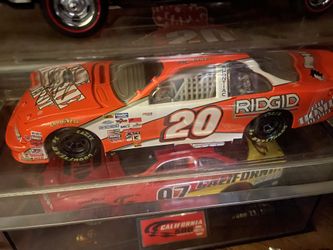 Revell Collection 1/24 Elite #20 Tony Stewart 1998 Autographed