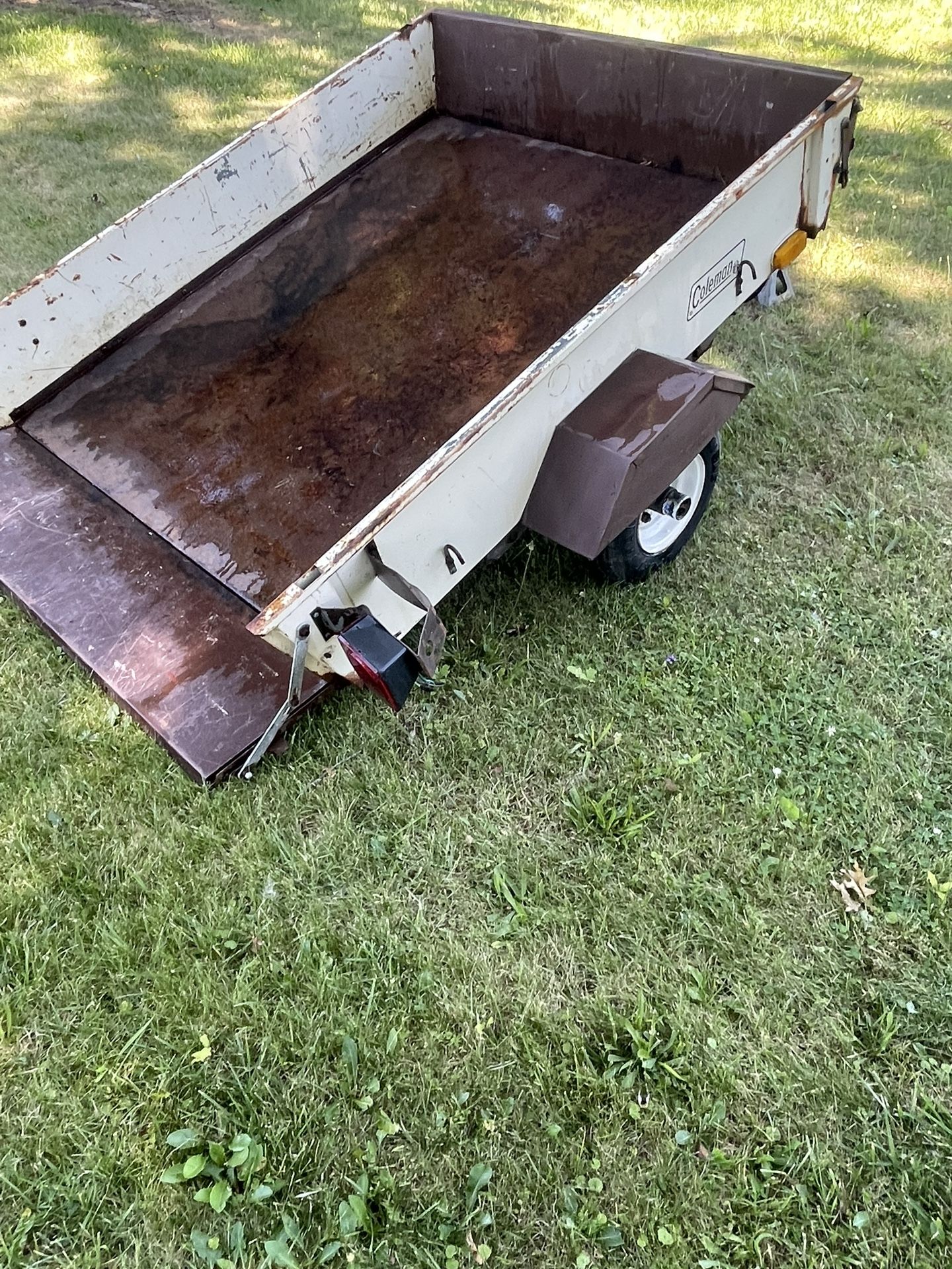 Colemen Tilt Utility Trailer
