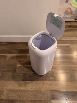 Diaper genie classic