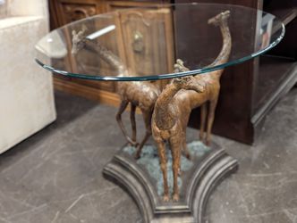 Giraffe Accent Table 