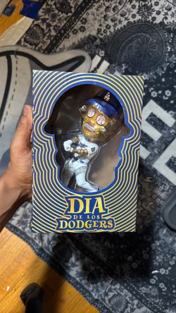 Dia de los Dodgers Bobblehead