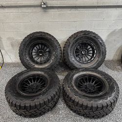18" KMC KM542 Impact Toyota Tundra Wheels Rims Set of 4 18x9 6x139.7 + Tires