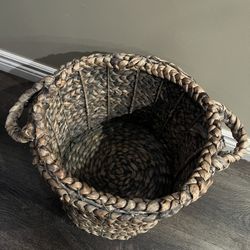 Woven Basket 