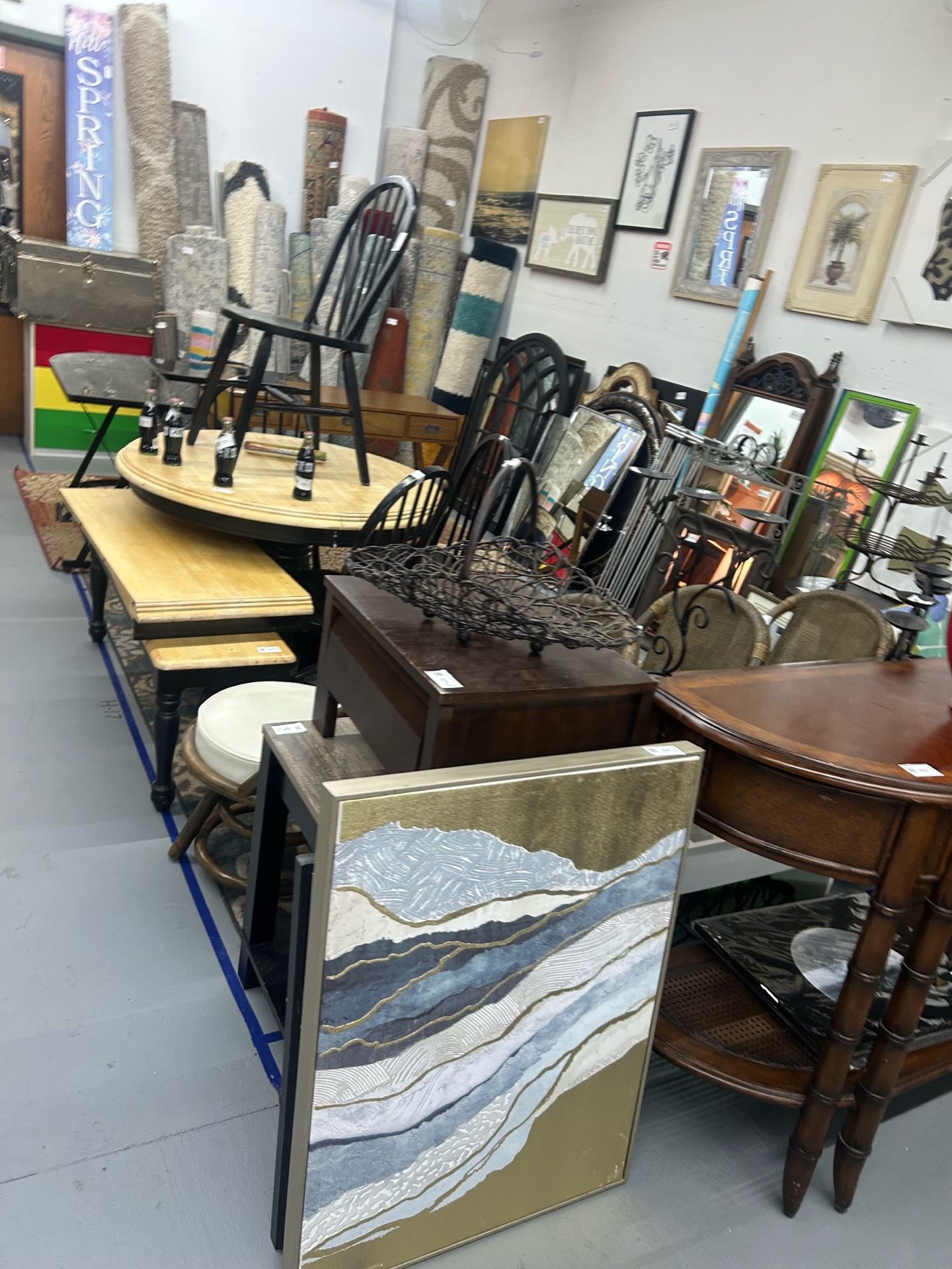 Furniture & home decor