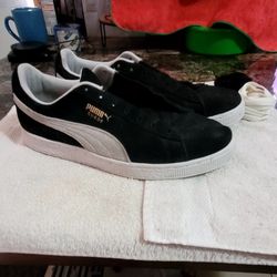 USED PUMAS SIZE  8 1/2 MEN WERE USED VERY WELL  TAKEN CARE OFF HABLO ESPAÑOL 
