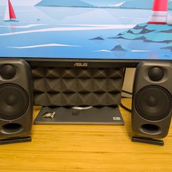 IK Multimedia iLloud Desktop Studio Monitors