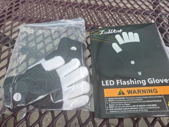LED FLASHING GLOVES NEW