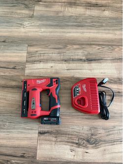 Milwaukee 3/8” Crown Stapler with battery and charger