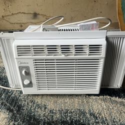 Window AC unit