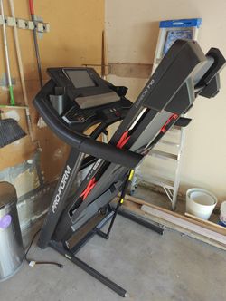 Pro-form Carbon T10