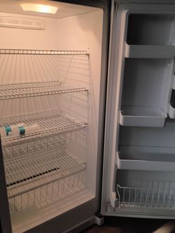 Big upright deep freezer frost free 22cf delivery available