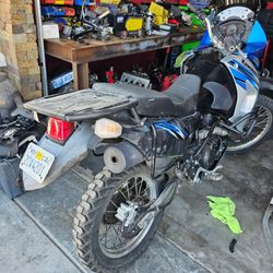 2011 klr kawasaki 650 Enduro READ AD!