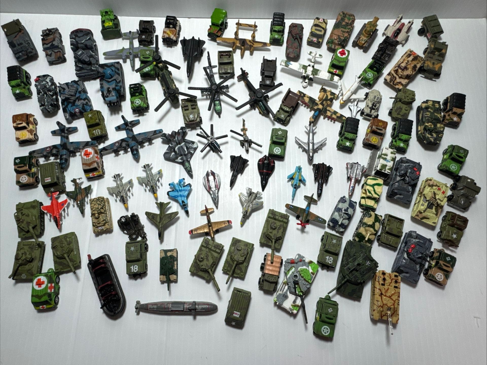 HUGE Galoob Micro Machines Military Lot Helicopters, Planes, Tanks, Jets ~ 100+