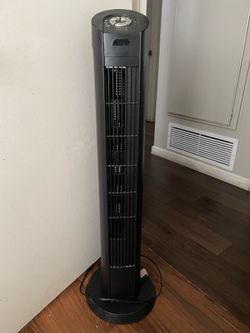 Indoor Oscillating Tower Fan..  every thing works .  40 inch height