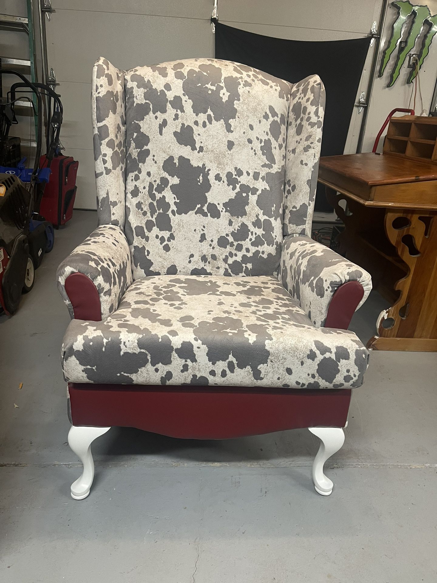 Vintage Queen Anne Chair 