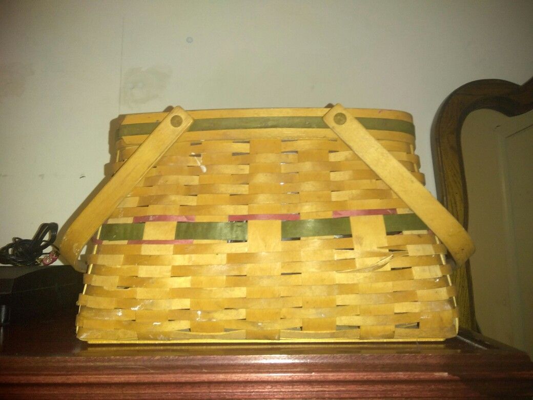 Large Longaberger basket