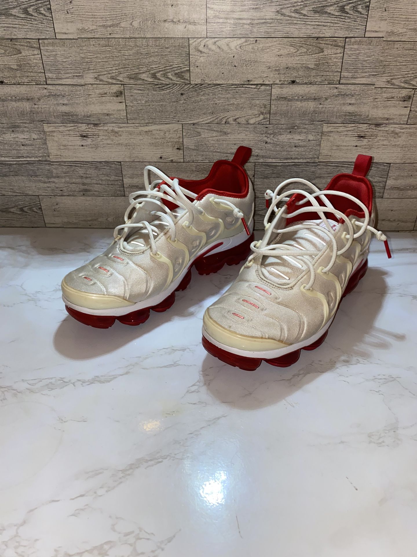 Nike Air VaporMax Plus Size 8.5