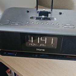 Ipad / Radio Charger 