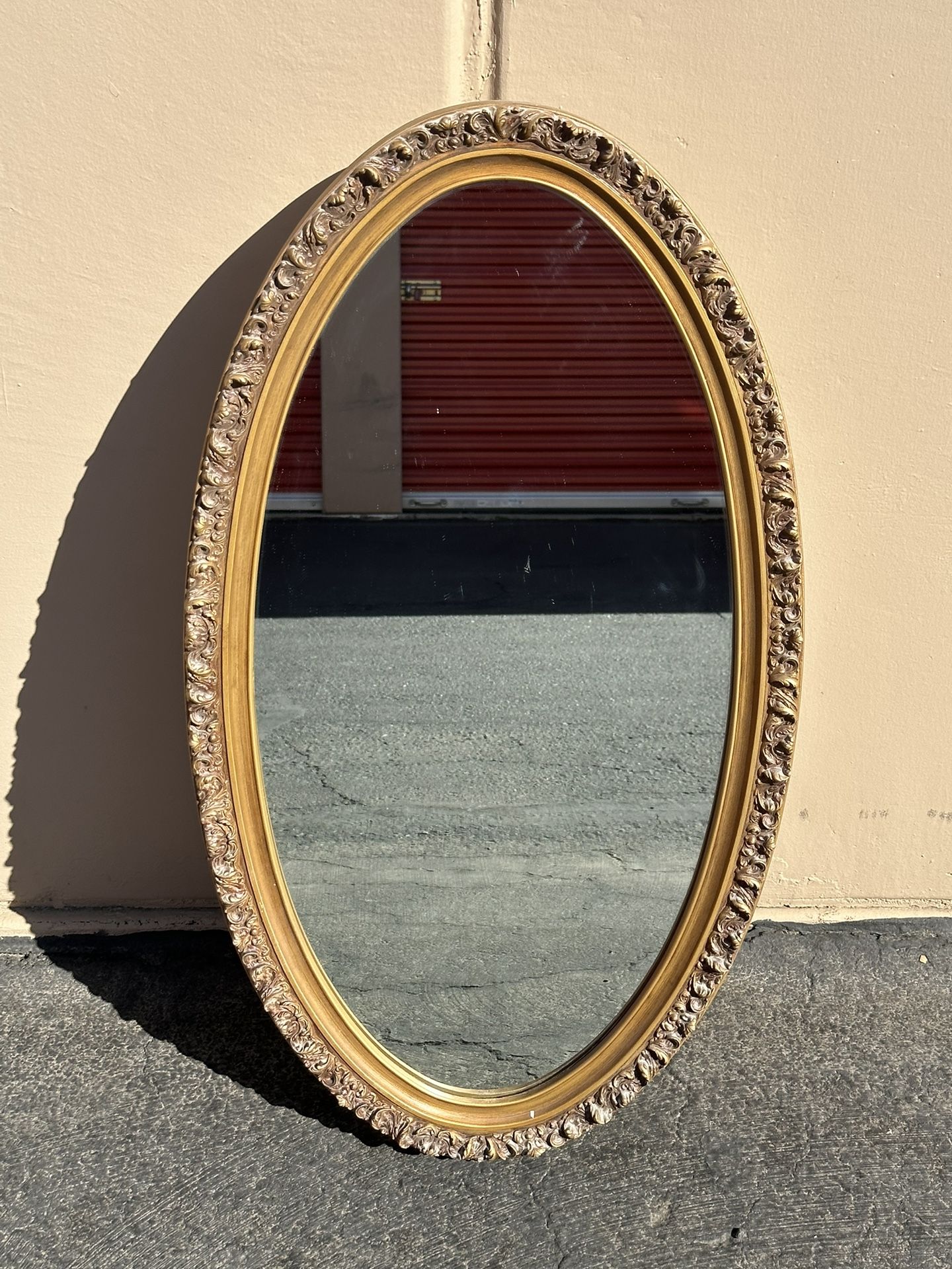 Mirror-oval With Storage 