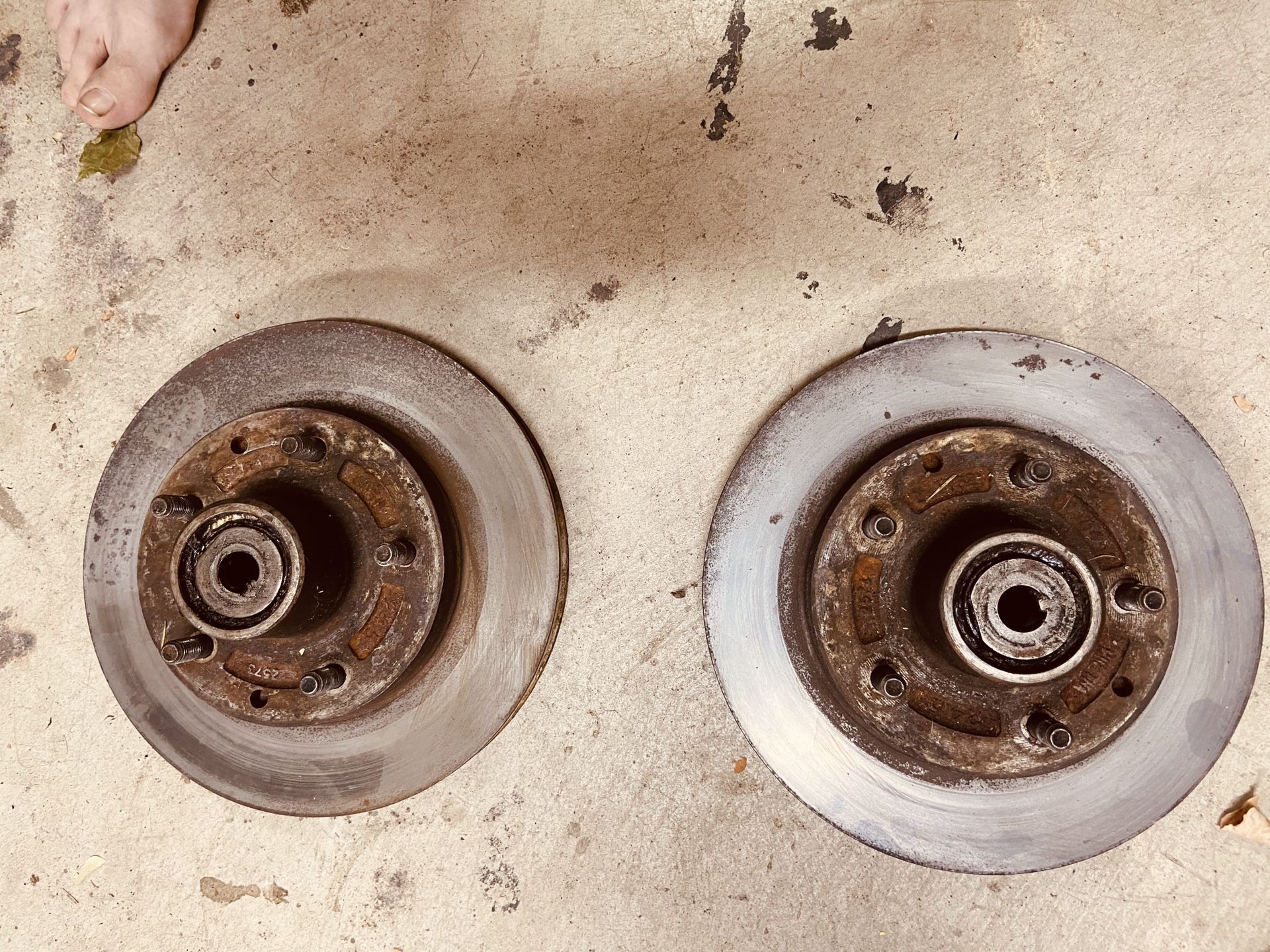 S10 rotors and hubs 75$