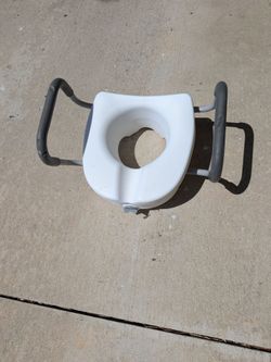 Elevated Toilet Seat