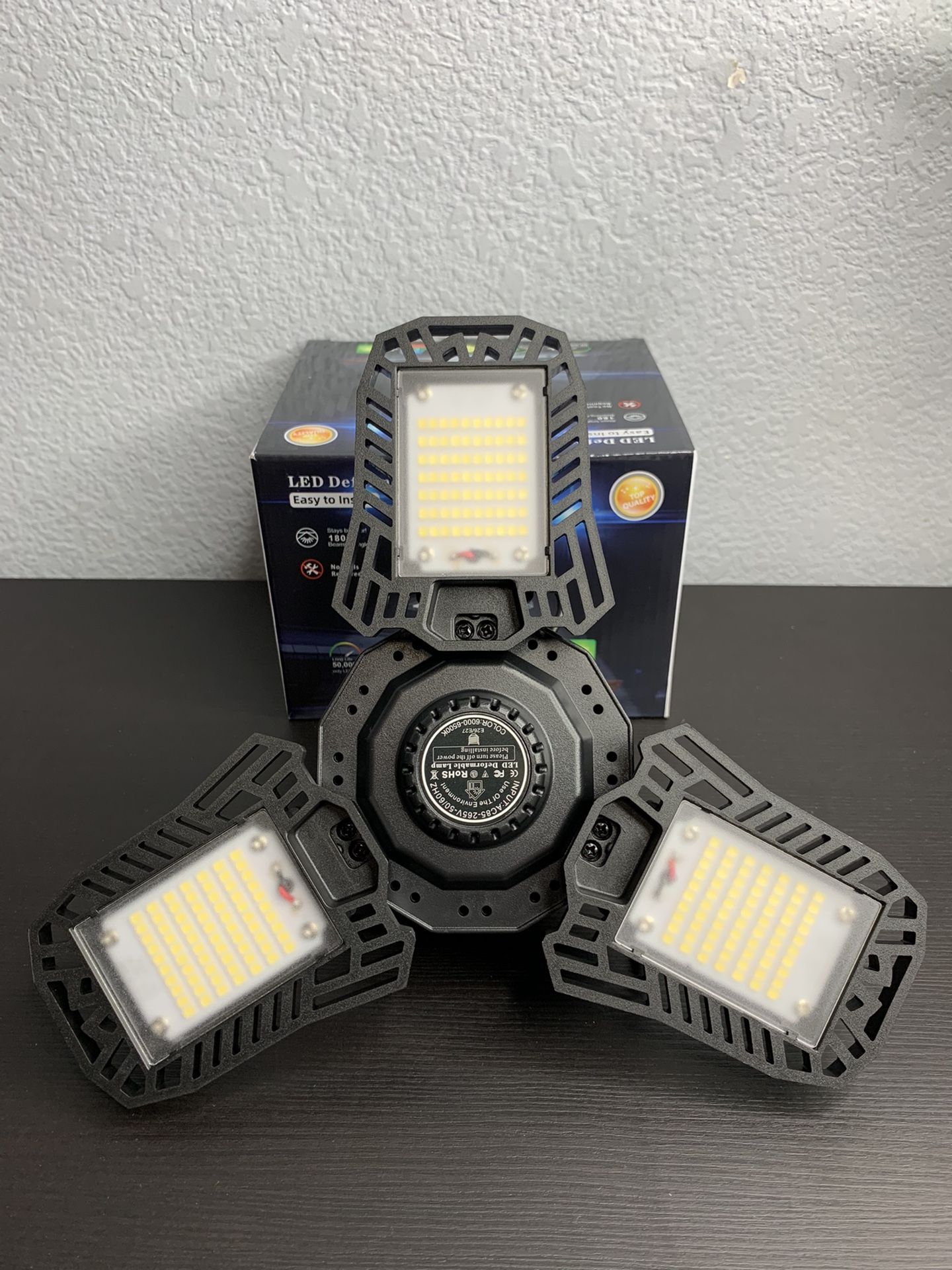 LED Garage Lights 3 leaves-1 Pack