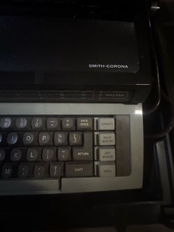 Vintage Tyewriter