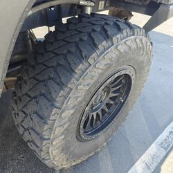 (4) 295/70R17 Yokohama Geolandar M/T G003 - Used Set