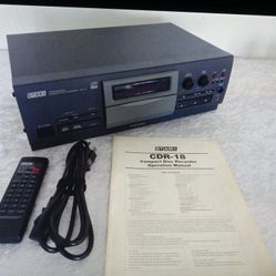 Otari CDR 18 Professional 24-bit Compact Disc Recorder Player With Remote And Manual