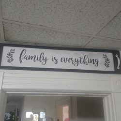 Farmhouse kitchen decor