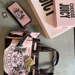 New Juicy Couture Velvet Bag And Wallet