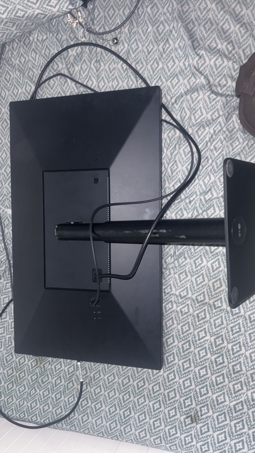 LG Monitor 