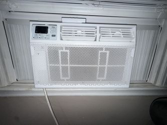 TCL window Type Air Conditioner 10,000 BTU