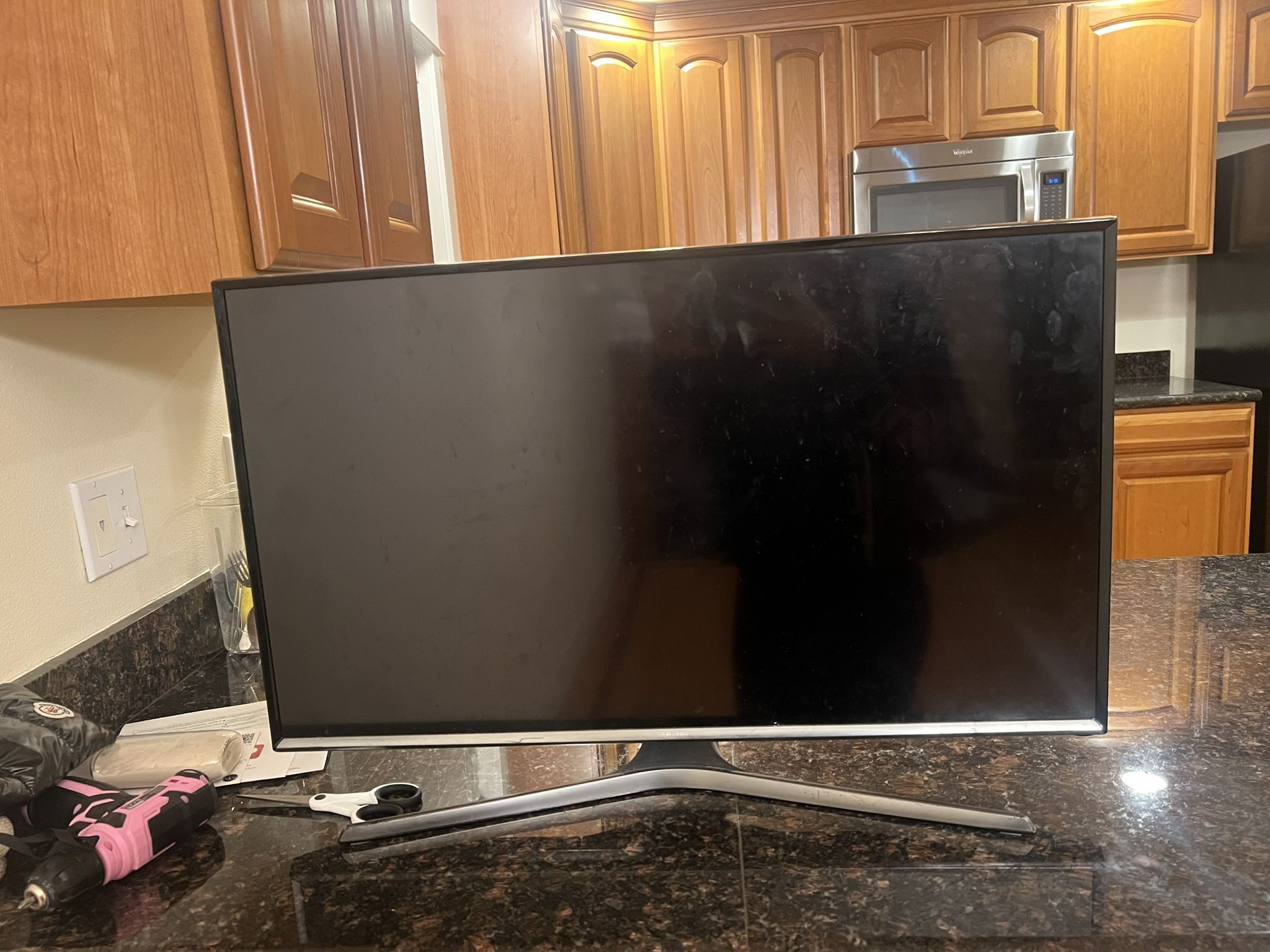 32 inch samsung TV