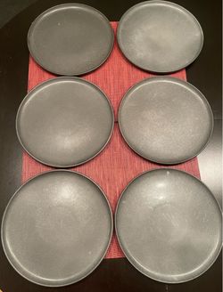 Set of 6 Gray Matte Dinner Plates by Crate and Barrel