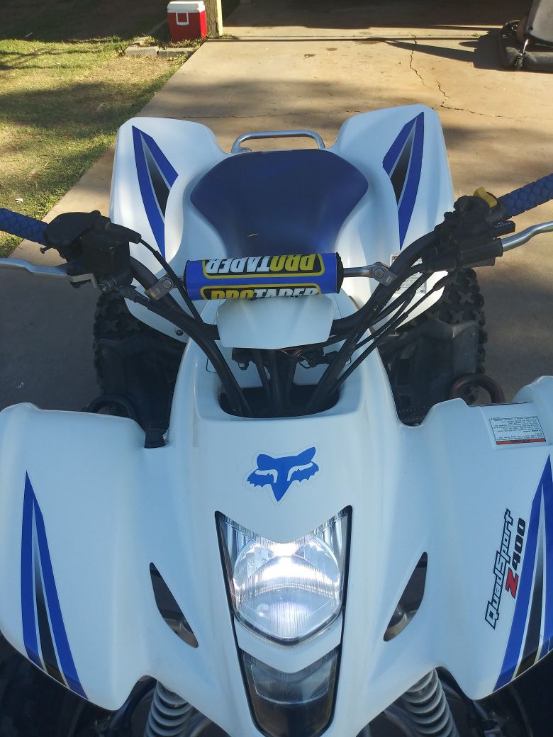 2006 Suzuki 400 LTZ,2nd OWNER COMES WITH PADDLES ADULT OWNED,TITLE IN HAND,HAVE TO SEE TO APPRECIATE!