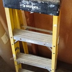 Husky ladder 4ft