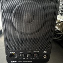 YAMAHA MS101 II MONITOR SPEAKER