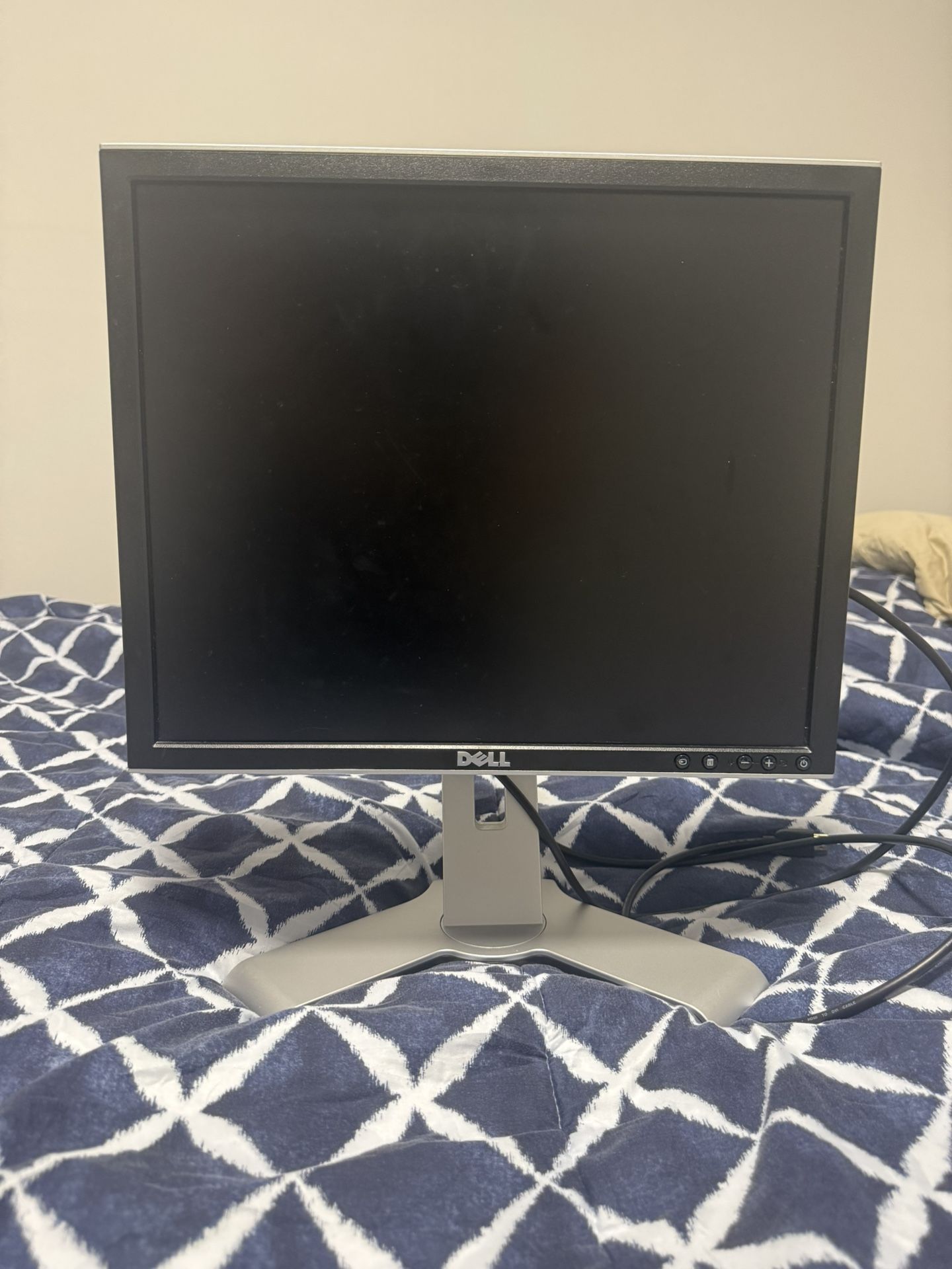 Dell Monitor 19”